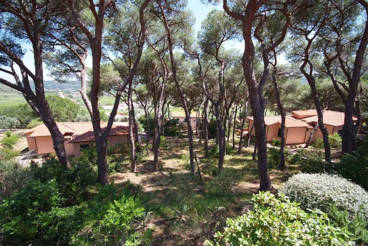 Residence Della Luna Porto Azzurro Exteriör bild